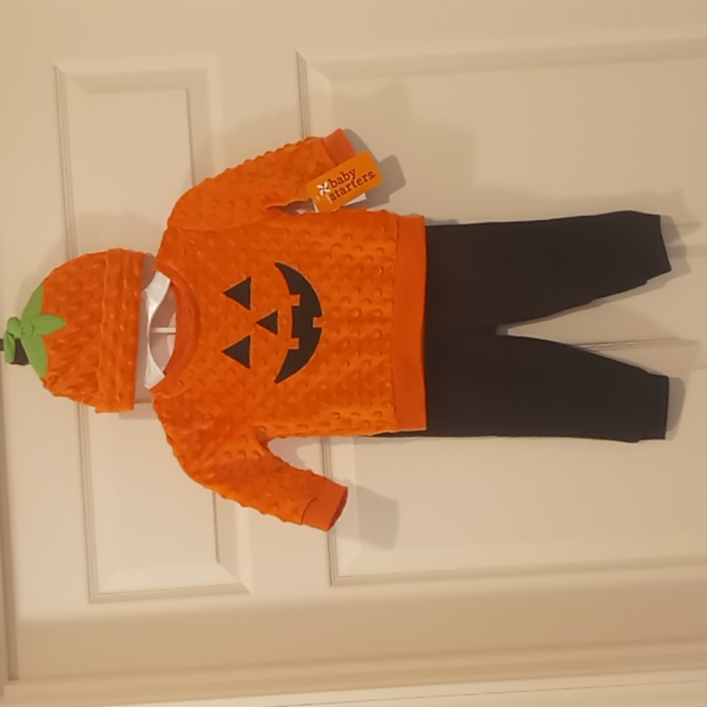 Baby Starters adorable 3 pc Pumpkin fleece outfit NWT sizes 18 & 24 months
